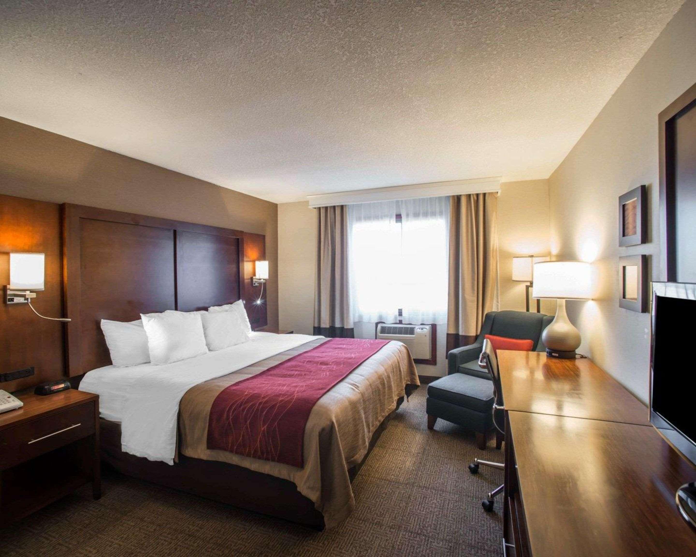 Quality Inn & Suites Boonville - Columbia Esterno foto