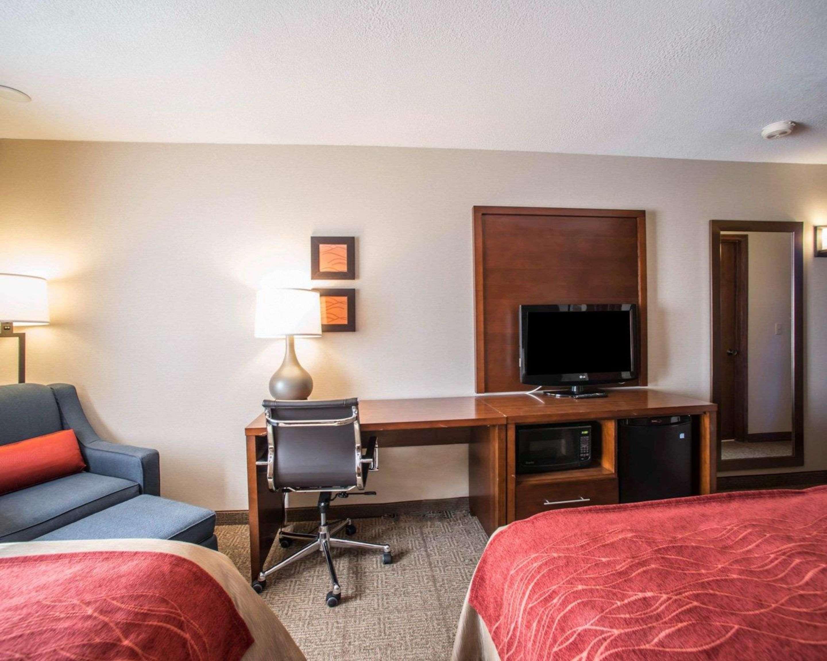 Quality Inn & Suites Boonville - Columbia Esterno foto