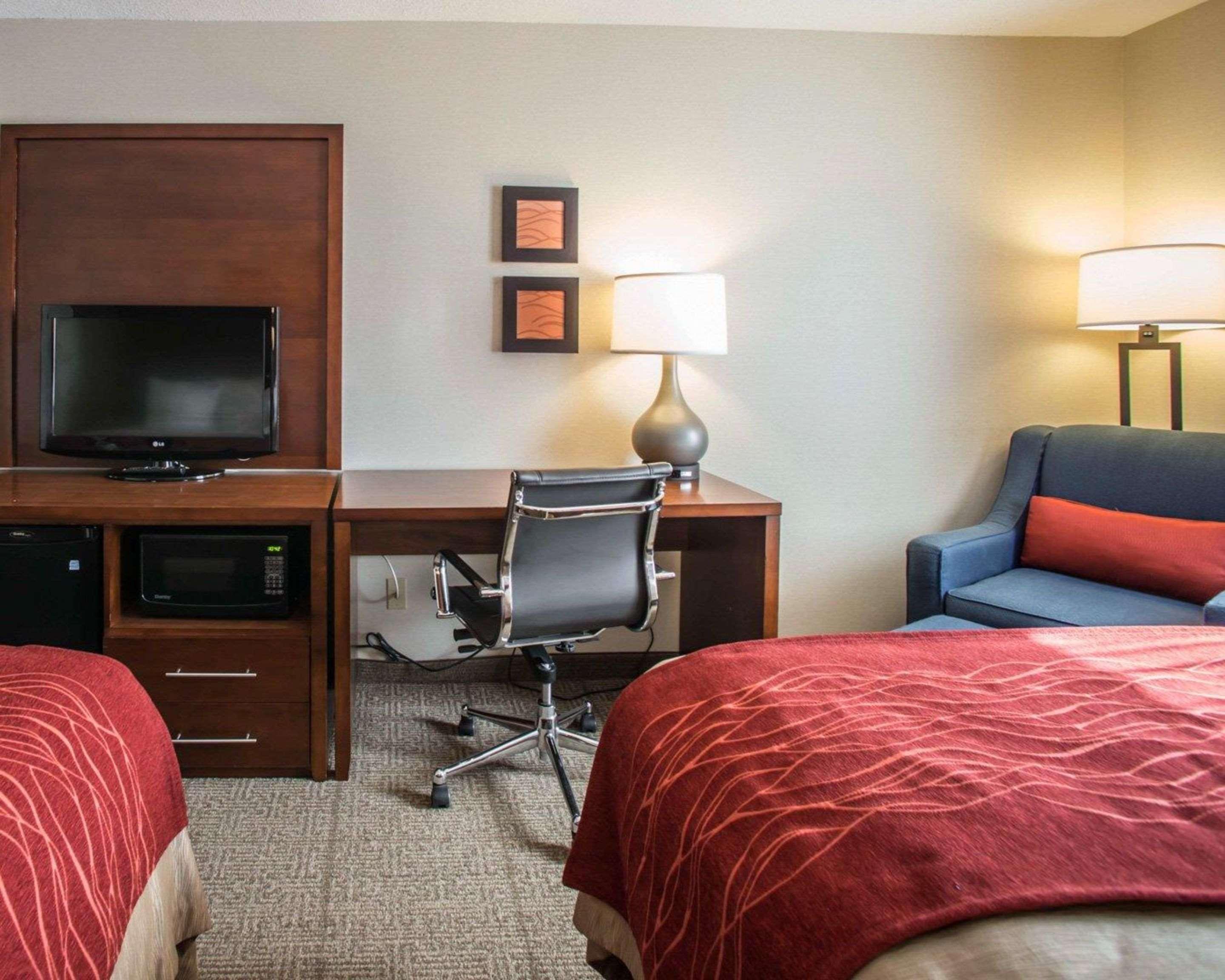 Quality Inn & Suites Boonville - Columbia Esterno foto