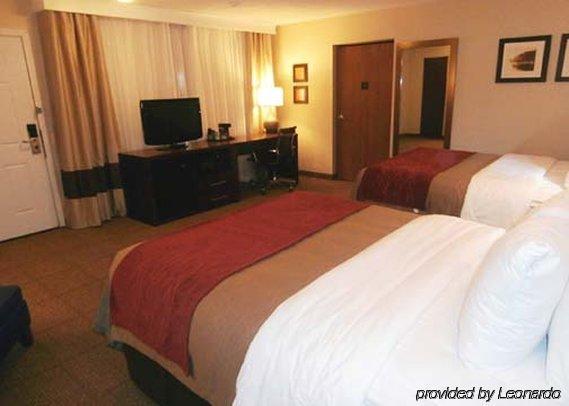Quality Inn & Suites Boonville - Columbia Esterno foto