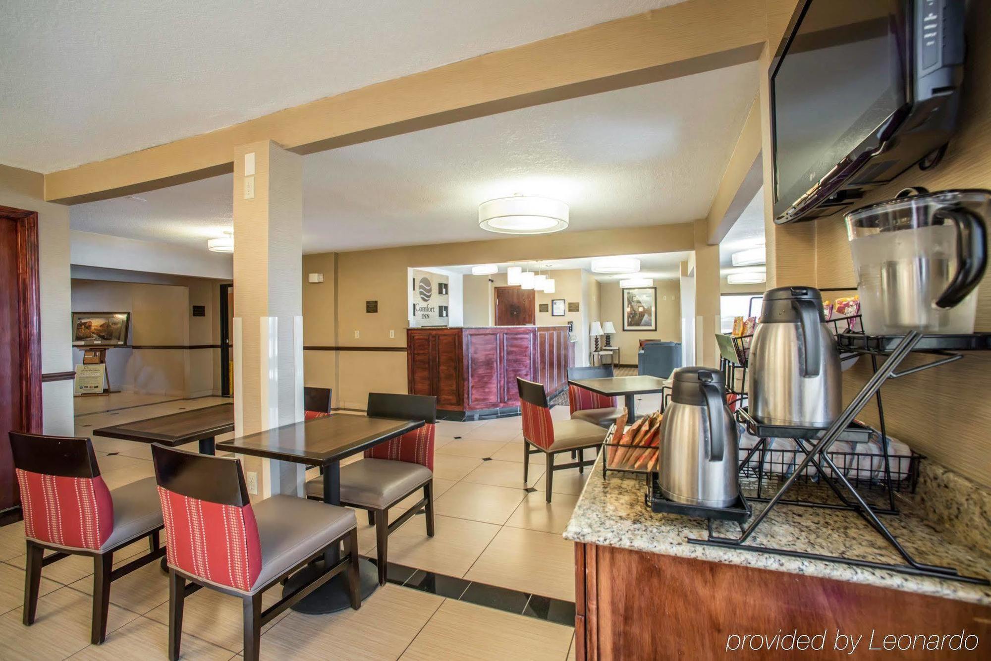 Quality Inn & Suites Boonville - Columbia Esterno foto