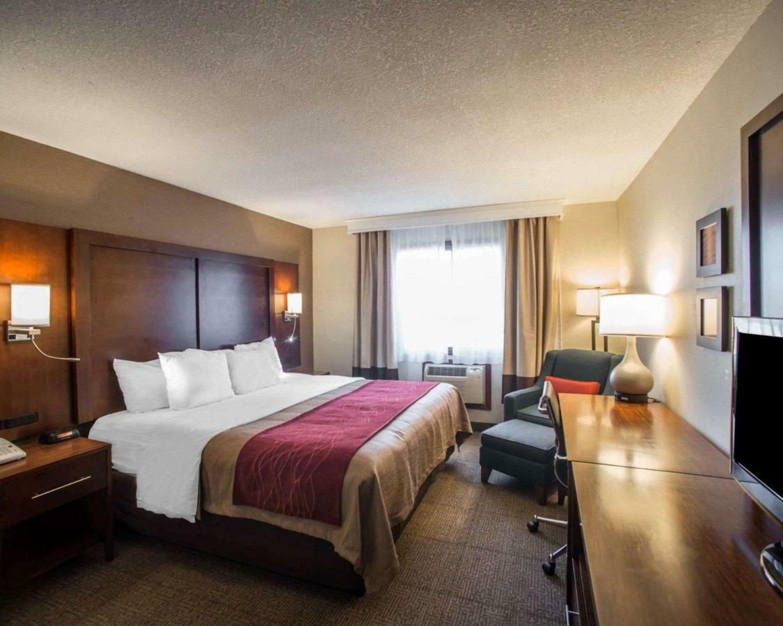 Quality Inn & Suites Boonville - Columbia Esterno foto